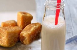 jaggery, jaggery benefits, jaggery benefits in hindi, jaggery benefits in hindi, jaggery benefits for periods, jaggery benefits for health, jaggery benefits for skin, jaggery benefits for weight loss, jaggery and milk, jaggery and milk, how to add jaggery in milk, milk and jaggery ayurveda, milk and jaggery uses, milk and jaggery together, milk and jaggery for weight loss, health news in hindi, lifestyle news in hindi, jansatta