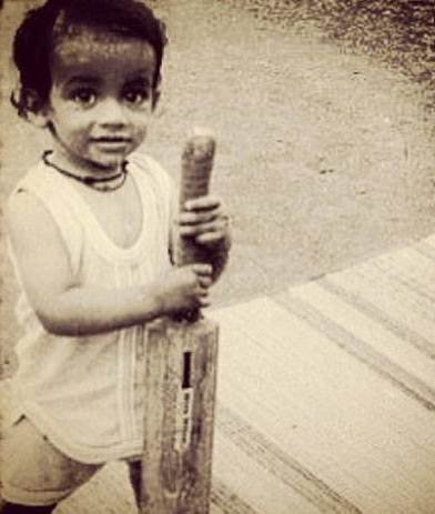 Childhood pictures of cricketers, Ms Dhoni, Rahul Dravid, Mahi, Sir ravindra Jadeja, Yuvi, sachin tendulkar,Virat Kohli,Yuvraj Singh, virendra sagwag, kapil dev, Rohit sharma childhood photos of indian cricketers