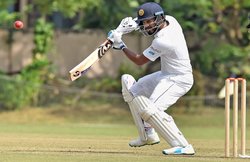 IND Vs SL: टेस्ट सीरीज से पहले अश्विन और जडेजा पर इस श्रीलंकाई बल्लेबाज ने दिया बड़ा बयान, कहा…