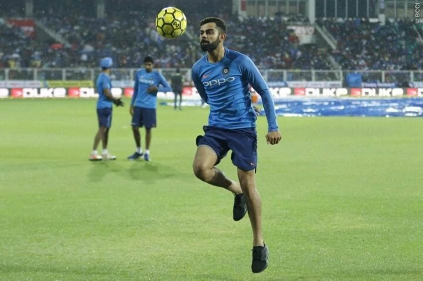 India vs New Zealand,India vs New Zealand 3rd T20,Thiruvananthapuram T20, Footbaal, Kohali playing Footbaal, cricket score, क्रिकेट, क्रिकेट स्कोर, live cricket score, क्रिकेट स्कोर भारत, live cricket score online, live cricket online, star sports, star sports live, ind vs nz, live cricket streaming, ind vs nz 3rd t20, India vs new zealand, ind vs nz t20 live score, live score of ind vs nz, live cricket, cricket score online, India vs new zealand today match, India vs new zealand t20 live score, cricket online, India vs new zealand live streaming, India vs new zealand 3rd t20, India vs new zealand 3rd t20 live, hotstar, hotstar live cricket match, India vs new zealand t20 live score, India vs new zealand live score, India vs new zealand t20 live streaming, india vs new zealand match live streaming, cricket score ind vs nz, watch online ind vs nz, live news updates
