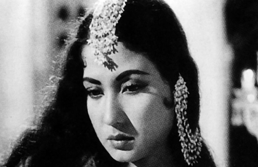 Bollywood actors, Bollywood celebrity, bollywood actors died poor, bollywood actors died in loneliness, bollywood actors died with no money, forgotten bollywood actor, Meena Kumari, Actress Meena Kumari, parveen babi, Actress parveen babi, ak hangal, Actor ak hangal, bhagwan dada, jansatta