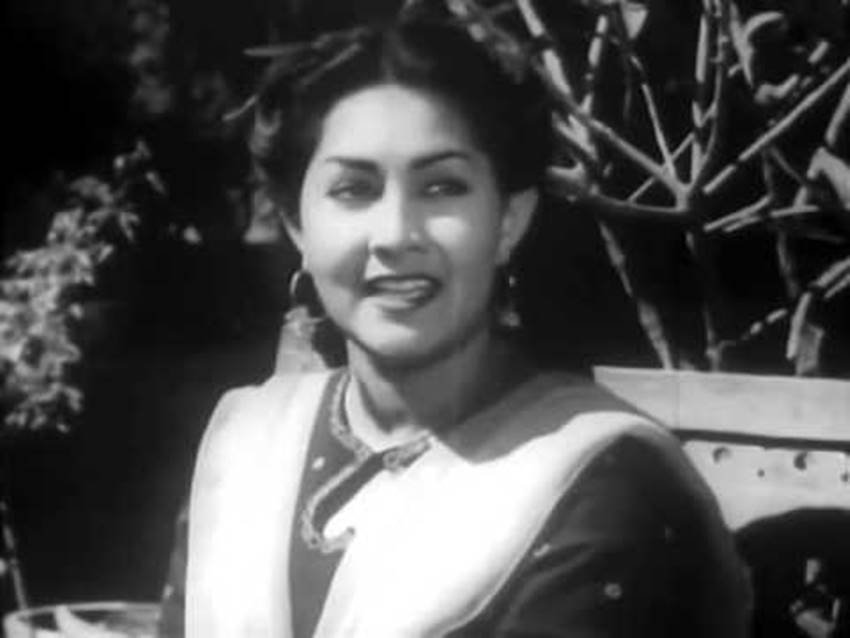 मीना शौरी 