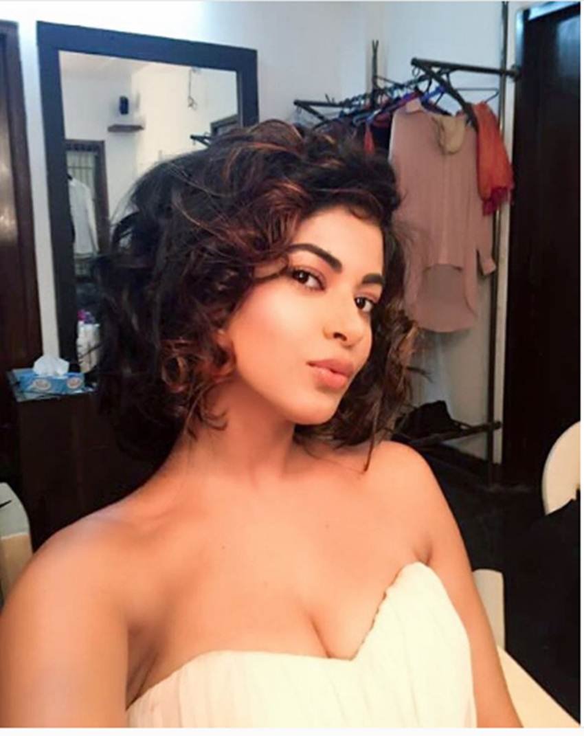 meera chopra, priyanka sister meera chopra, priyanka chopra cousin meera chopra, priyanka chopra cousin, priyanka chopra cousin meera chopra,meera chopra latest pics, meera chopra priyanka chopra, meera chopra priyanka sister, meeram chopra instagram