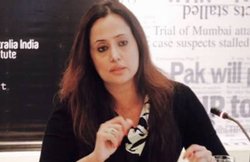 मेहर तरार ने लिखा- ये वक्‍त गुजर जाएगा, भारतीयों ने शशि थरूर से जोड़ा कनेक्‍शन