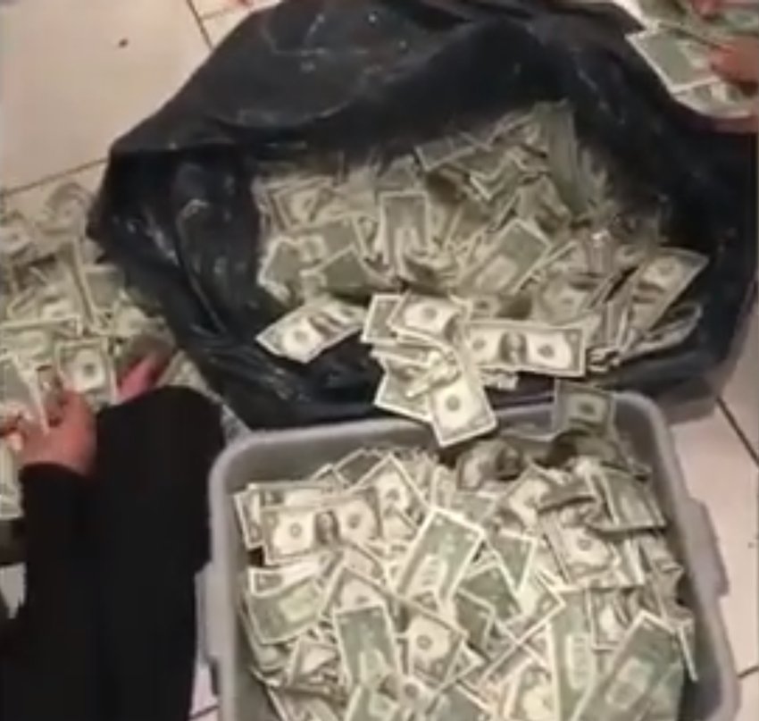 Stripper, Stripper Salary, Stripper Earning Money, Stripper Money, Stripper Shows, Stripper US, Stripper Pictures, Stripper News, Weird News, Shocking News, Entertainment News