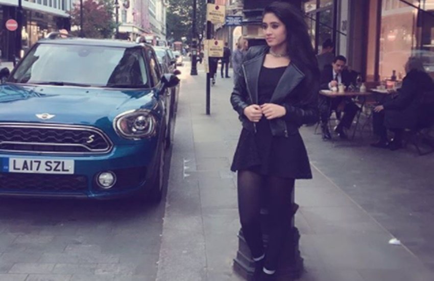 shivangi joshi, TV Actress shivangi joshi, actress shivangi joshi, kartik, nayra, mohseen khan, ye rista kya kahlata hai, tv serial, popular serial, on screen pair, greec, romantic couple, television news, jansatta