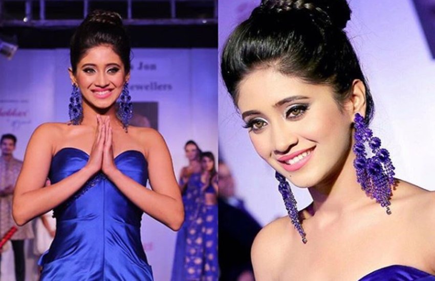 shivangi joshi, TV Actress shivangi joshi, actress shivangi joshi, kartik, nayra, mohseen khan, ye rista kya kahlata hai, tv serial, popular serial, on screen pair, greec, romantic couple, television news, jansatta