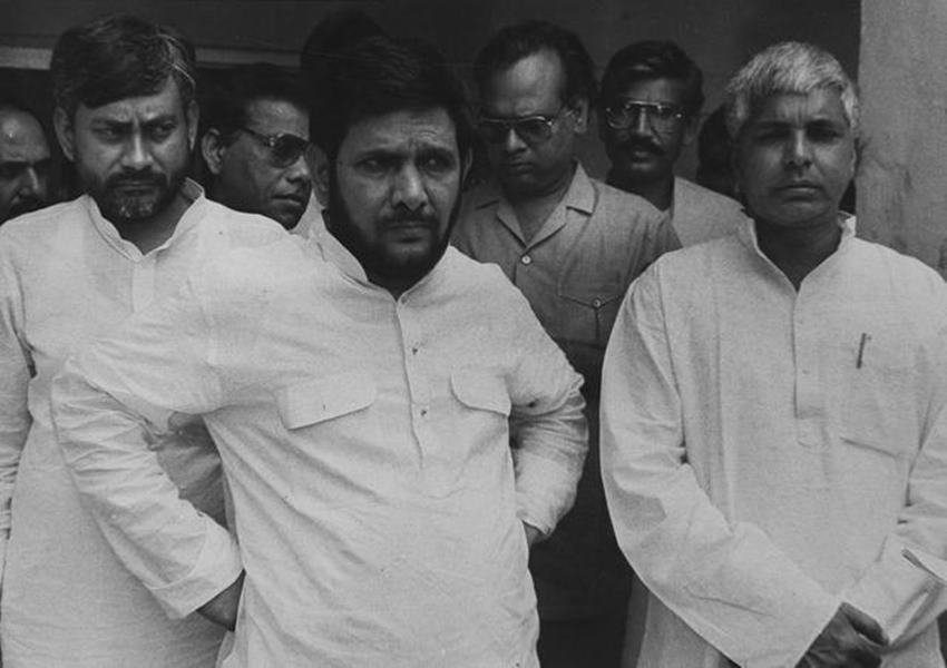 Bihar CM, Nitish Kumar, Dowry, know his life journey, JDU, Lalu Yadav, Sharad Yadav, Bihar Politics, Manju Sinha