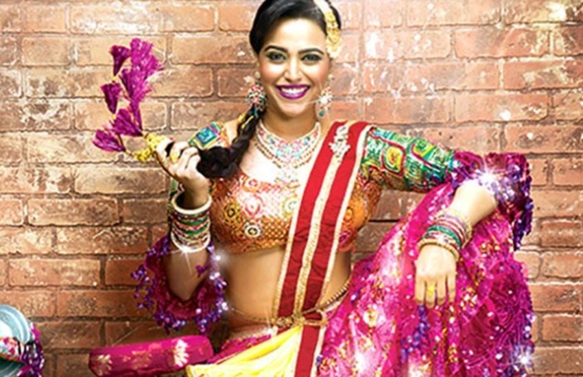 Julie 2, julie, Rai lakshmi, julie 2 actress, julie 2 hot scenes, julie 2 bold, julie 2 leak video, bollywood leak video, jansatta