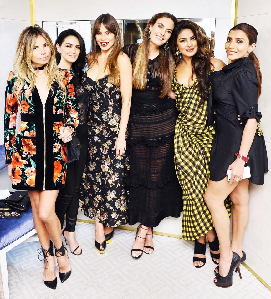 Priyanka Chopra, Priyanka Chopra latest photos, Priyanka Chopra Sofia Vergara, Sofia Vergara, Priyanka Chopra Sofia Vergara photos, Priyanka Chopra Sofia Vergara news, Priyanka Chopra hot photos, Elizabeth Hammer, Nazanin Boniadi, Mubina Rattonsey, Priyanka photos, entertainment news