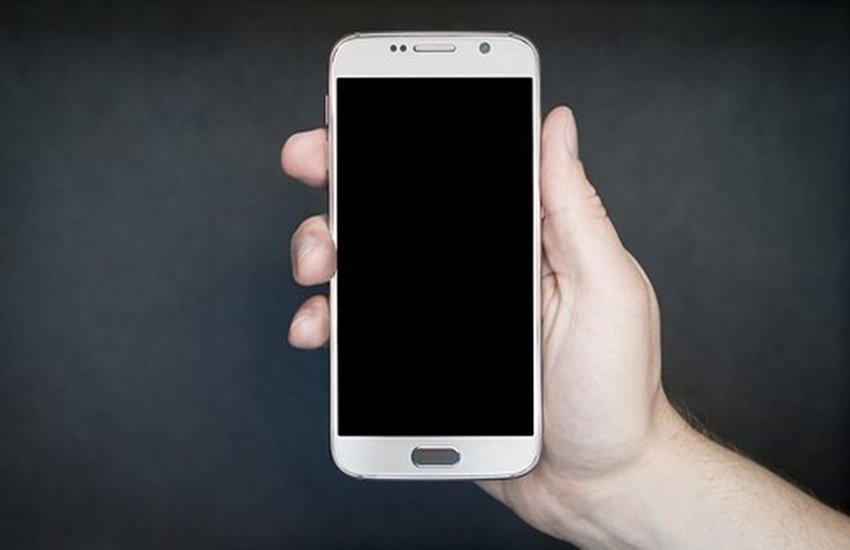 Smartphone, Smartphone usses, technology news, Find latest technology news, battery's health, battery's life, battery last longer, Smartphone battery usses. jansatta