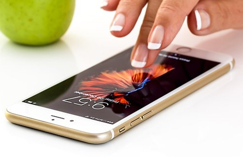 Smartphone, Smartphone usses, technology news, Find latest technology news, battery's health, battery's life, battery last longer, Smartphone battery usses. jansatta