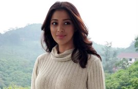 Raai Laxmi, Raai Laxmi Pictures, Julie 2, Julie, Raai Laxmi Julie 2, Raai Laxmi Movie, Raai Laxmi Julie 2, Raai Laxmi Dhoni, Dhoni Girlfriend, Dhoni ex girlfriend, Raai Laxmi movie trailer
