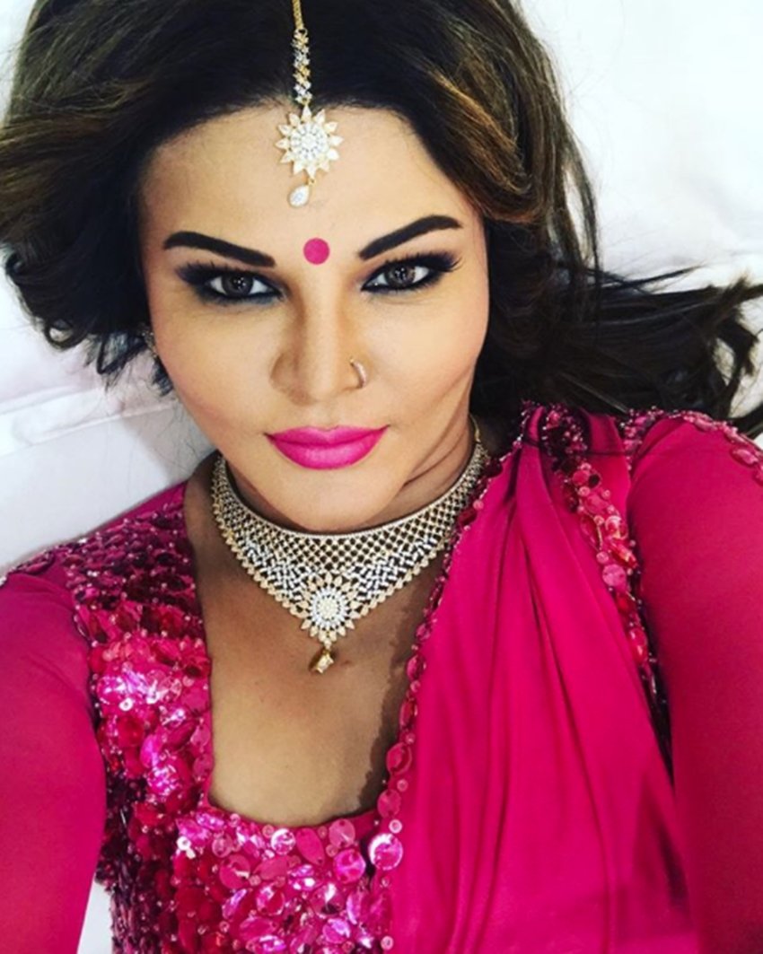 Rakhi Sawant, Rakhi Sawant Photos, Rakhi Sawant Comments, Rakhi Sawant Statements, Most Controversial Statements, Rakhi Sawant HD Wallpapers, Rakhi Sawant Instagram Account, Rakhi Sawant Movies, Rakhi Sawant Iteam Number Video