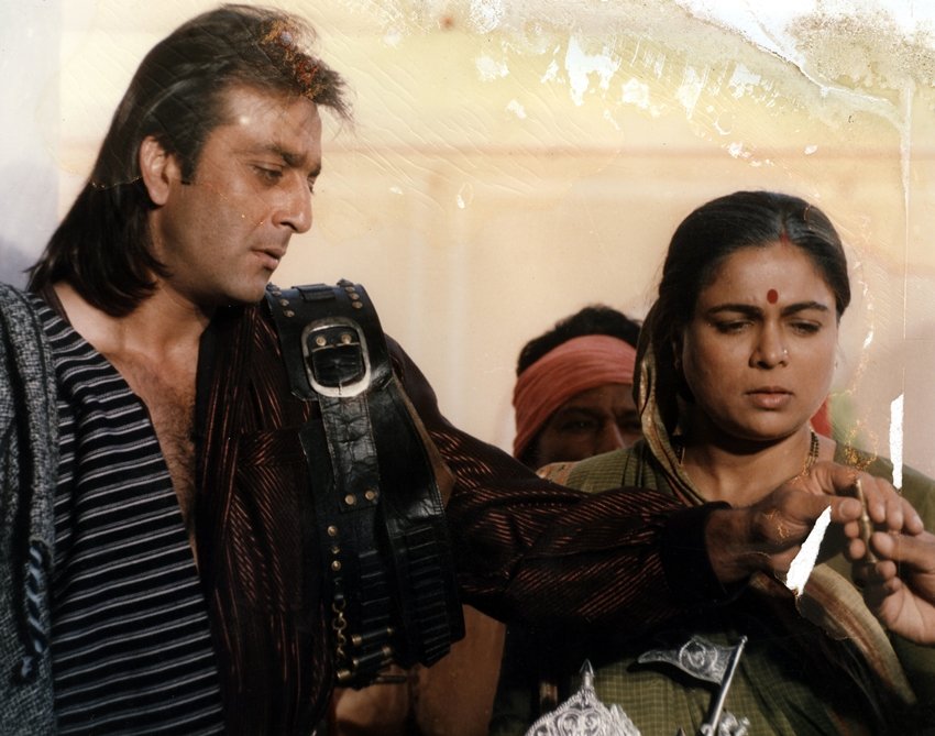 reema lagoo, jagdish raj, ranjeet, keshto mukherjee, nanda