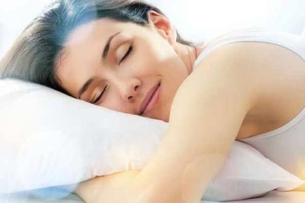 नींद में दिख रहे राक्षस या मौत, जानें क्या हैं इन 8 सपनों के मतलब