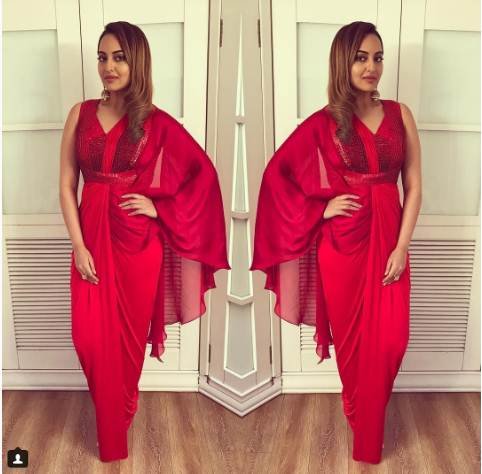 Sonakshi Sinha,Sidharth Malhotra,Shatrughan Sinha,Bollywood,Akshaye Khanna,actress, Sonakshi Sinha latest photos, Sonakshi Sinha movies, Sonakshi Sinha comments on womans, Sonakshi Sinha hot pics, Sonakshi Sinha latest film, Sonakshi Sinha