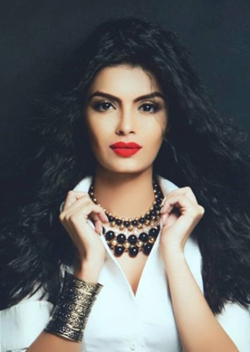 Sonali Raut, Sonali Raut Pictures, Sonali Raut Bigg Boss, Bigg Boss Sonali Raut, Sonali Raut Beach Pictures, Sonali Raut Holiday Pics, Sonali Raut Images, Sonali Raut Hot Pics, Sonali Raut Bollywood