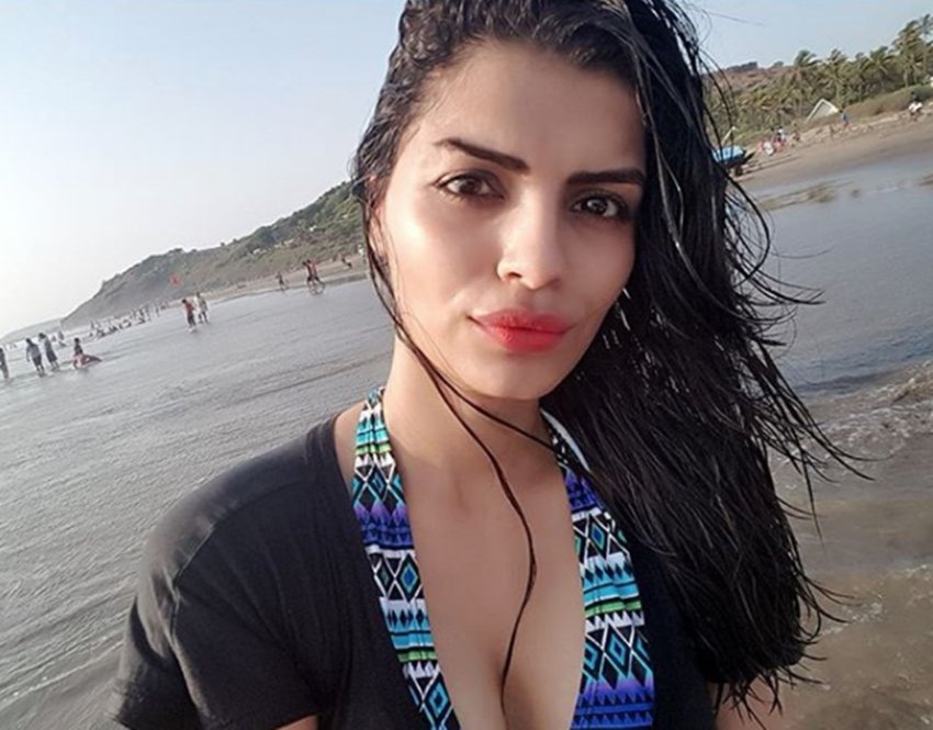 Sonali Raut, Sonali Raut Pictures, Sonali Raut Bigg Boss, Bigg Boss Sonali Raut, Sonali Raut Beach Pictures, Sonali Raut Holiday Pics, Sonali Raut Images, Sonali Raut Hot Pics, Sonali Raut Bollywood