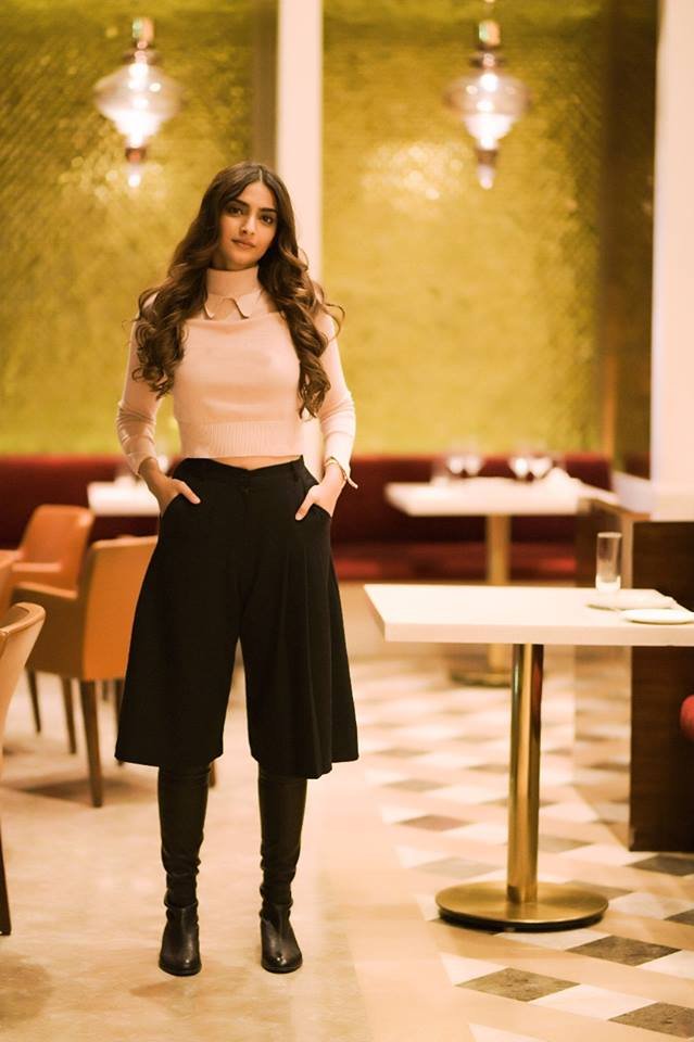 rheson, Sonam Kapoor, Veere Di Wedding, Sonam kapoor latest pics, sonam kapoor movies, sonam kapoor love life