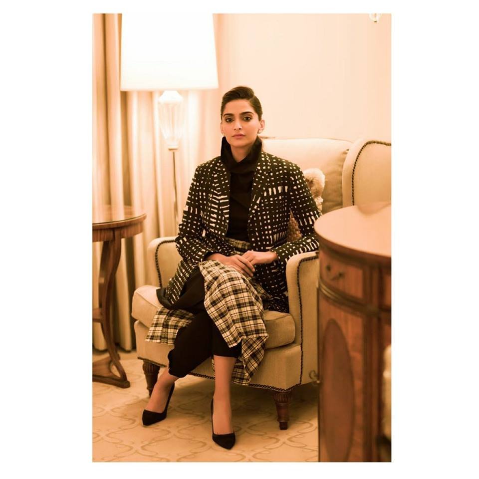 rheson, Sonam Kapoor, Veere Di Wedding, Sonam kapoor latest pics, sonam kapoor movies, sonam kapoor love life