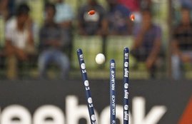 stuart macgill, paul strang, graeme swann, daniel vettori, lance gibbs, cricket Fans forget these 5 bowlers today, 5 best bowlers