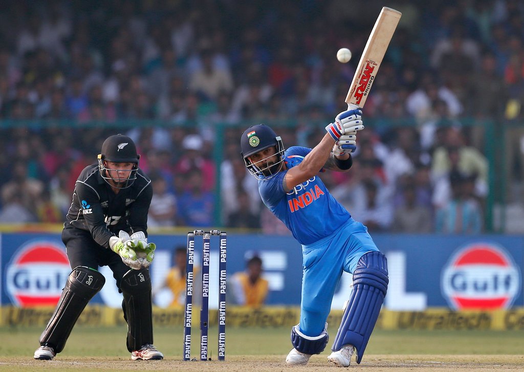 Virat Kohli, Hardik Panyda, Hardik Panyda Last over