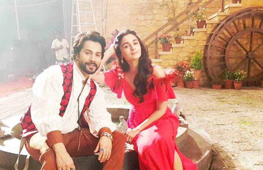 varun dhawan, alia bhatt, clean india initiative