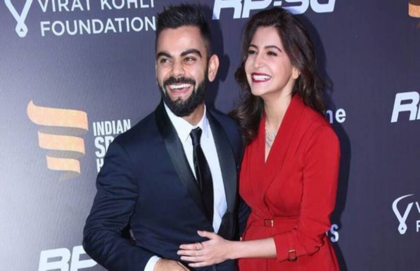 इंडियन क्रिकेट टीम के कप्तान विराट कोहली और बॉलीवुड एक्ट्रेस अनुष्का शर्मा ( फाइल फोटो)