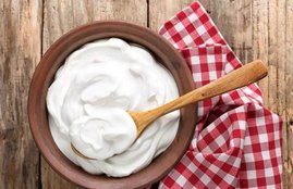Face mask, yogurt, curd face mask, skin care tips, curd for face whitening, yogurt face mask for acne, yogurt face mask everyday, skin care, skin care tips in hindi, skin benefits of curd, skin benefits of curd in hindi, yogurt for face, yogurt benefits in hindi, dahi, dahi for skin, dahi beauty masks, health news in hindi, lifestyle news in hindi, jansatta