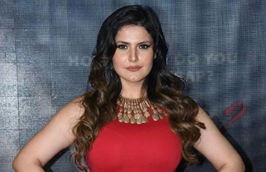 जरीन खान
सोर्स : इंडियन एक्सप्रेस जरीन खान
सोर्स : इंडियन एक्सप्रेस