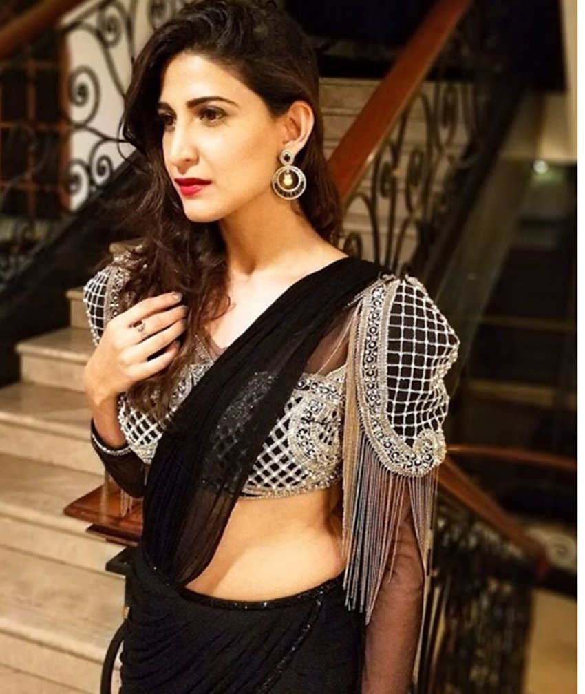 aahana kumra, new photoshoot of aahana kumra, see hd pictures of aahana kumra, lipstick under my burka actress aahana kumra, pictures aahana kumra, photoshoot of aahana kumra, entertainment news in hindi, bollywood news, television news