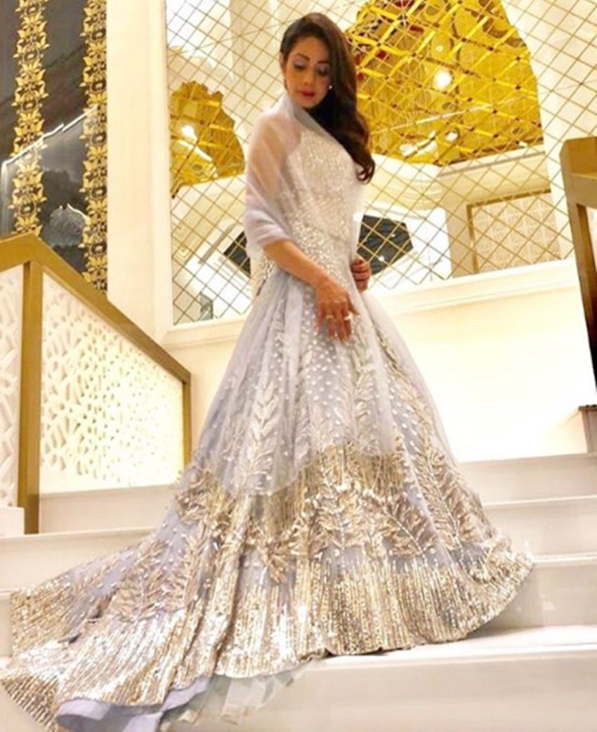 Indian beauty Sridevi, Bollywood designer Manish Malhotra, Sridevi pose with Pakistani beauties, Mahira Khan, Mawra Hocane,Saba Qamar, Saba Qamar at Masala Awards in Dubai, Sridevi at Masala Awards in Dubai, Manish Malhotra at Masala Awards in Dubai, Pakistani beauties at Masala Awards in Dubai, Mahira Khan at Masala Awards in Dubai