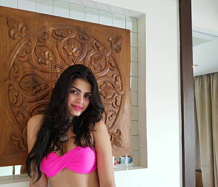 Sonali Raut, Sonali Raut sexy photos, Sonali Raut hot photos, Sonali Raut bikini photoshoot, bigg boss 8, bigg boss 8 contestants Sonali Raut, Sonali Raut movies