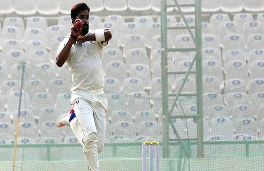 विनय कुमार।