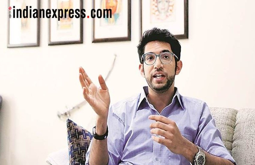 इतना ही नहीं आदित्य ने यह भी इशारा किया कि उनकी पार्टी बिना एनडीए के साथ गठबंधन किए अकेले ही चुनावी मैदान में उतरेगी। (Express Photo by Prashant Nadkar)