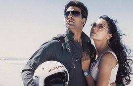 Akshay Kumar and Lara Dutta, Bollywood, jumped to save her life, Akshay Kumar scared, High Tide, saw Lara Dutta, jumped to save Lara Dutta life,Akshay Kumar jumped to save Lara Dutta life