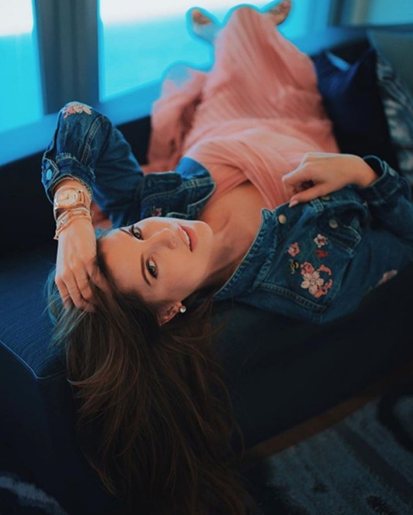 Amanda Cerny, Amanda Cerny Videos, Amanda Cerny Latest Photos, Amanda Cerny Instagram, Amanda Cerny Salman Khan, Amanda Cerny Shah Rukh Khan, Amanda Cerny Images, Amanda Cerny Rohit Shetty, Amanda Cerny Account