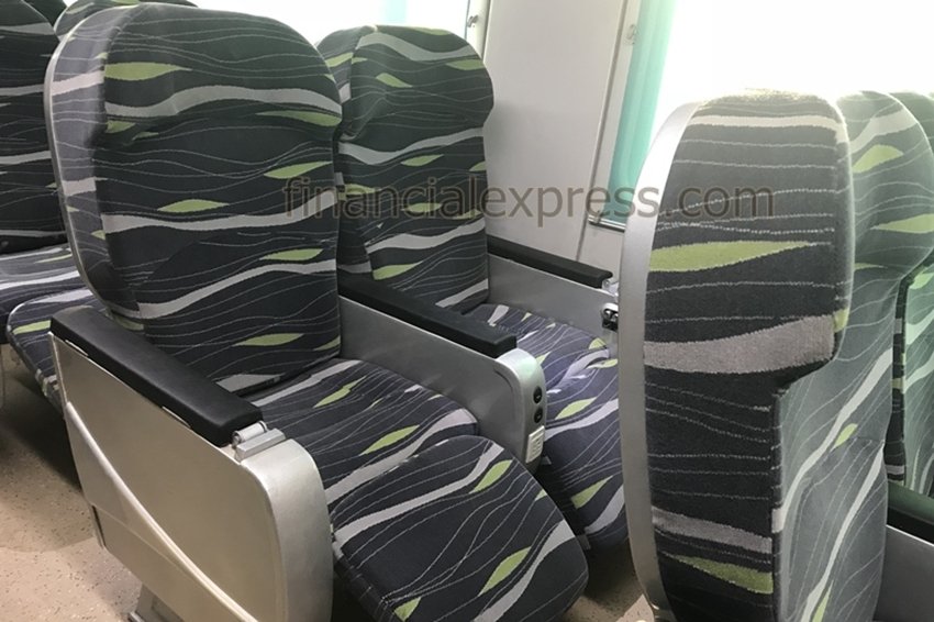 shatabdi express, shatabdi fares, anubhuti coach shatabdi, anubhuti coach fare, Anubhuti coach, anubhuti express, anubhuti luxury coach, shatabdi trains, anubhuti coach for shatabdi, indian railways coaches, luxury coaches