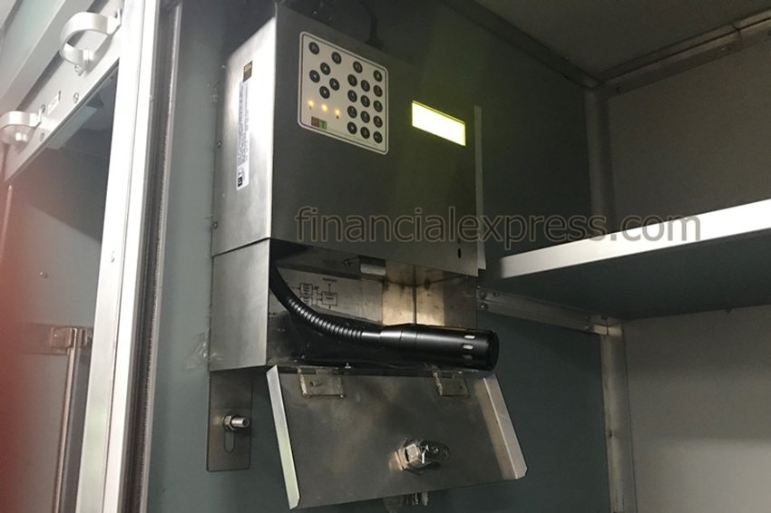 shatabdi express, shatabdi fares, anubhuti coach shatabdi, anubhuti coach fare, Anubhuti coach, anubhuti express, anubhuti luxury coach, shatabdi trains, anubhuti coach for shatabdi, indian railways coaches, luxury coaches