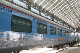 shatabdi express, shatabdi fares, anubhuti coach shatabdi, anubhuti coach fare, Anubhuti coach, anubhuti express, anubhuti luxury coach, shatabdi trains, anubhuti coach for shatabdi, indian railways coaches, luxury coaches