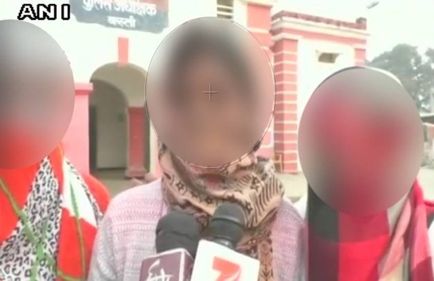 आश्रम में रह रही चार महिला श्रद्धालुओं ने आरोप लगाया है कि बाबा सच्चिदानंद और उसके गुर्गे महिलाओं का जबरन यौन शोषण करते हैं और विरोध करने पर मारपीट करते हैं। 