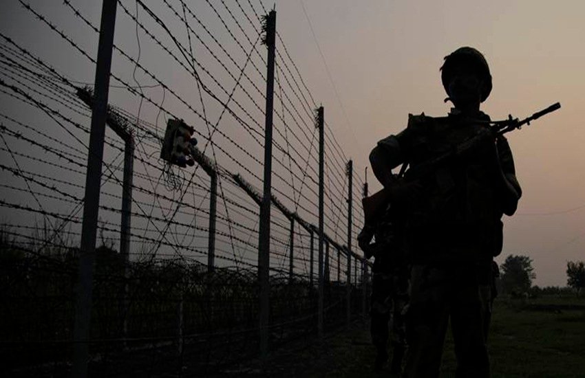 India Pakistan, india pakistan border, pakistan ceasefire violation, ceasefire violation by Pakistan in Keri, Three soldiers killd, Three jawans martyred, Keri (120 Infantry Brigade) Battalion area, pakistan army, Pakistan, Hindi news, News in Hindi, Jansatta