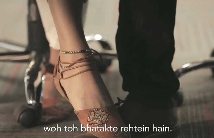 फनी वीडियो में दिखाया गया एक सीन। (Source: Video Grab) 