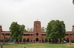 DU MTS Recruitment 2017: दिल्ली यूनिवर्सिटी में मल्टी टास्किंग स्टाफ समेत कई पदों पर भर्ती, जल्दी करें आवेदन