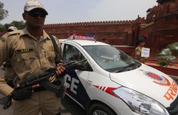 Delhi Police MTS 2017: 10वीं पास के लिए वैकेंसी, 707 मल्टी टास्किंग स्टाफ पदों पर भर्ती की अधिसूचना जारी