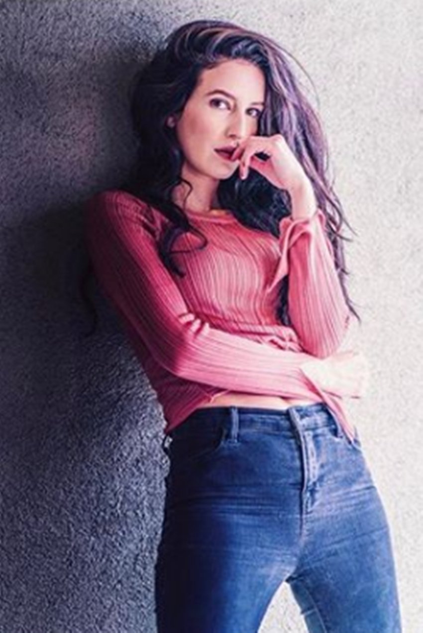Isabelle Kaif, Katrina Kaif, Katrina Kaif Photos, Katrina Kaif Sister, Katrina Kaif Images, Katrina Kaif Sister Isabelle, Isabelle and Katrina Kaif, Isabelle First Movie, Isabelle Controversy, Isabelle and Katrina