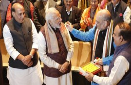 Gujarat election results, PM Narendra Modi, PM Modi, Amit Shah, BJP parliamentary meeting, Modi at parliamentary meeting, Gujarat Election verdict, Congress, Rahul Gandhi, Hindi news, News in Hindi, Jansatta