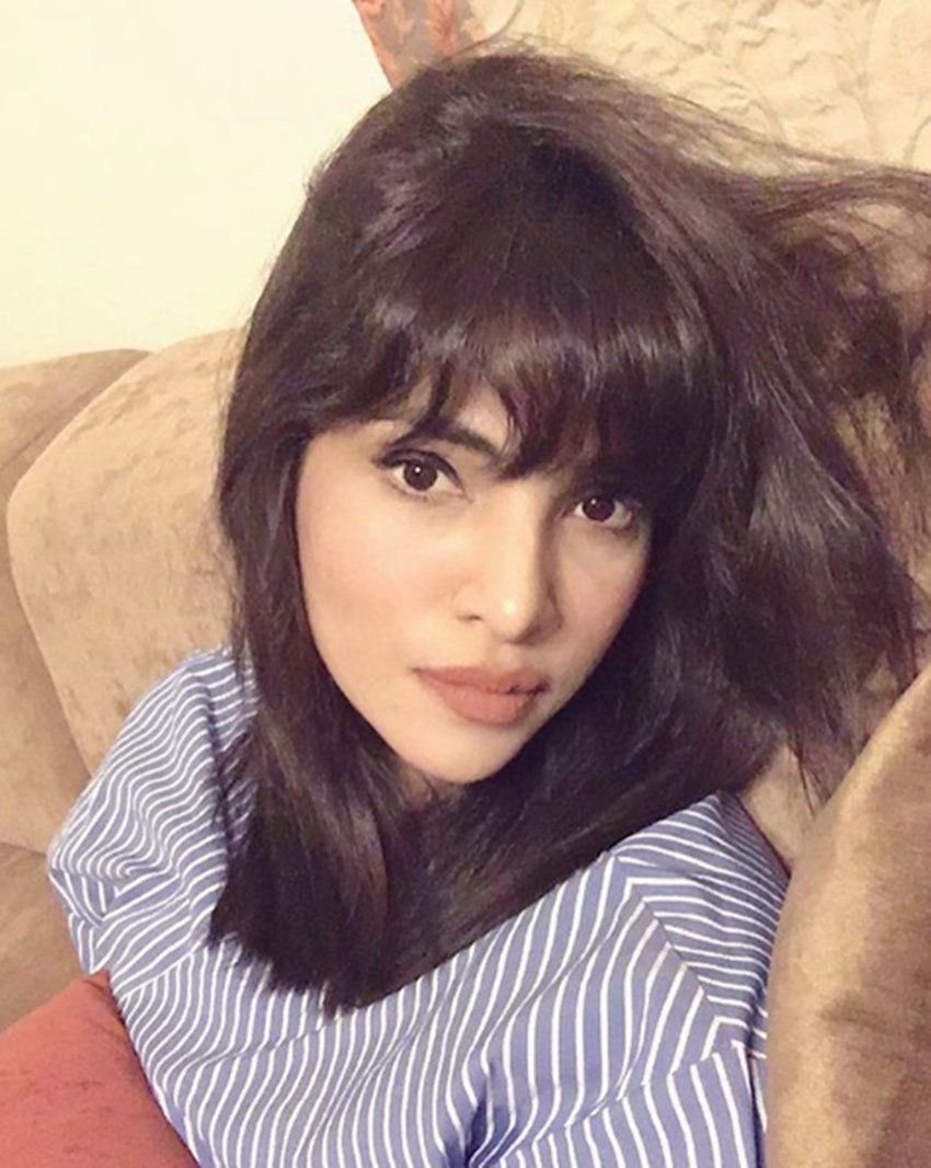 Zhalay Sarhadi, Zhalay Sarhadi Instagram, Priyanka Chopra Look Alike, Priyanka Chopra Duplicate, Zhalay Sarhadi and Priyanka Chopra, Zhalay Sarhadi Model, Zhalay Sarhadi Photos, Zhalay Sarhadi Images, Bollywood News in Hindi, Entertainment News in Hindi