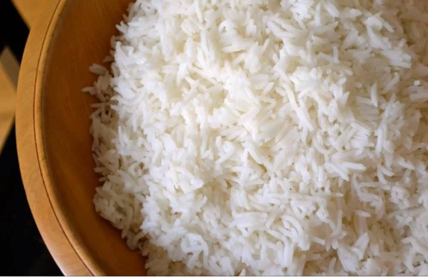 Stale rice, Stale rice benefits, Stale rice benefits in hindi, stale rice benefits for ulcer, stale rice benefits for constipation, stale rice benefits for gas, how to use stale rice, dont throw stale rice, stale rice indian recipes, health news in hindi, lifestyle news in hindi, hindi recipe in hindi, jansatta
